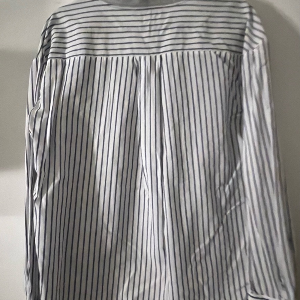 Loft - Picture 3 of 3